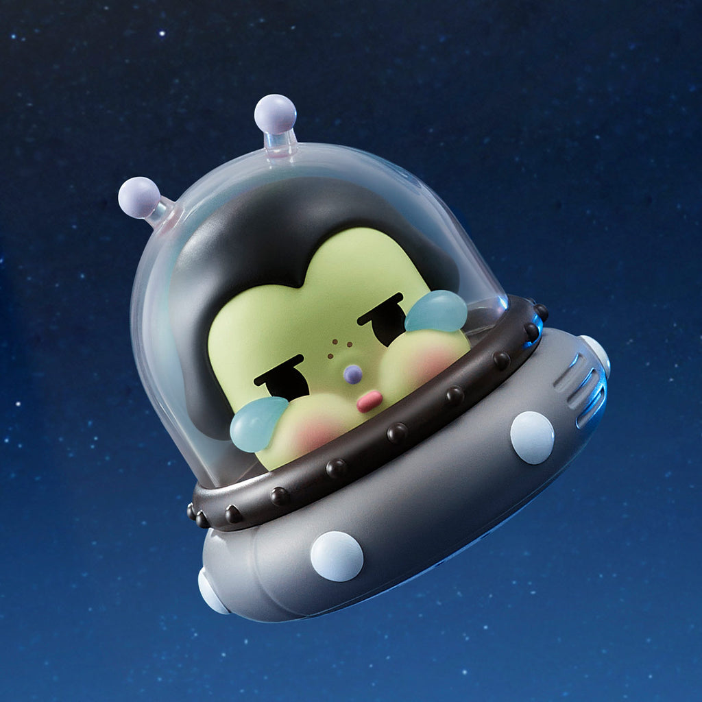 CRYBABY Crying To The Moon - Sitting Series Figures