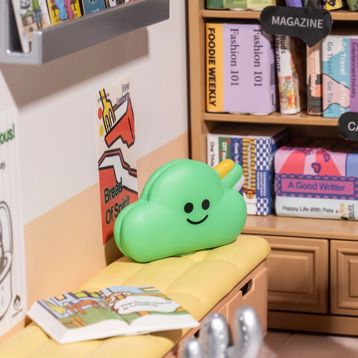 [Rolife] Super Creator Miniature House - Fascinating Book Store DW004