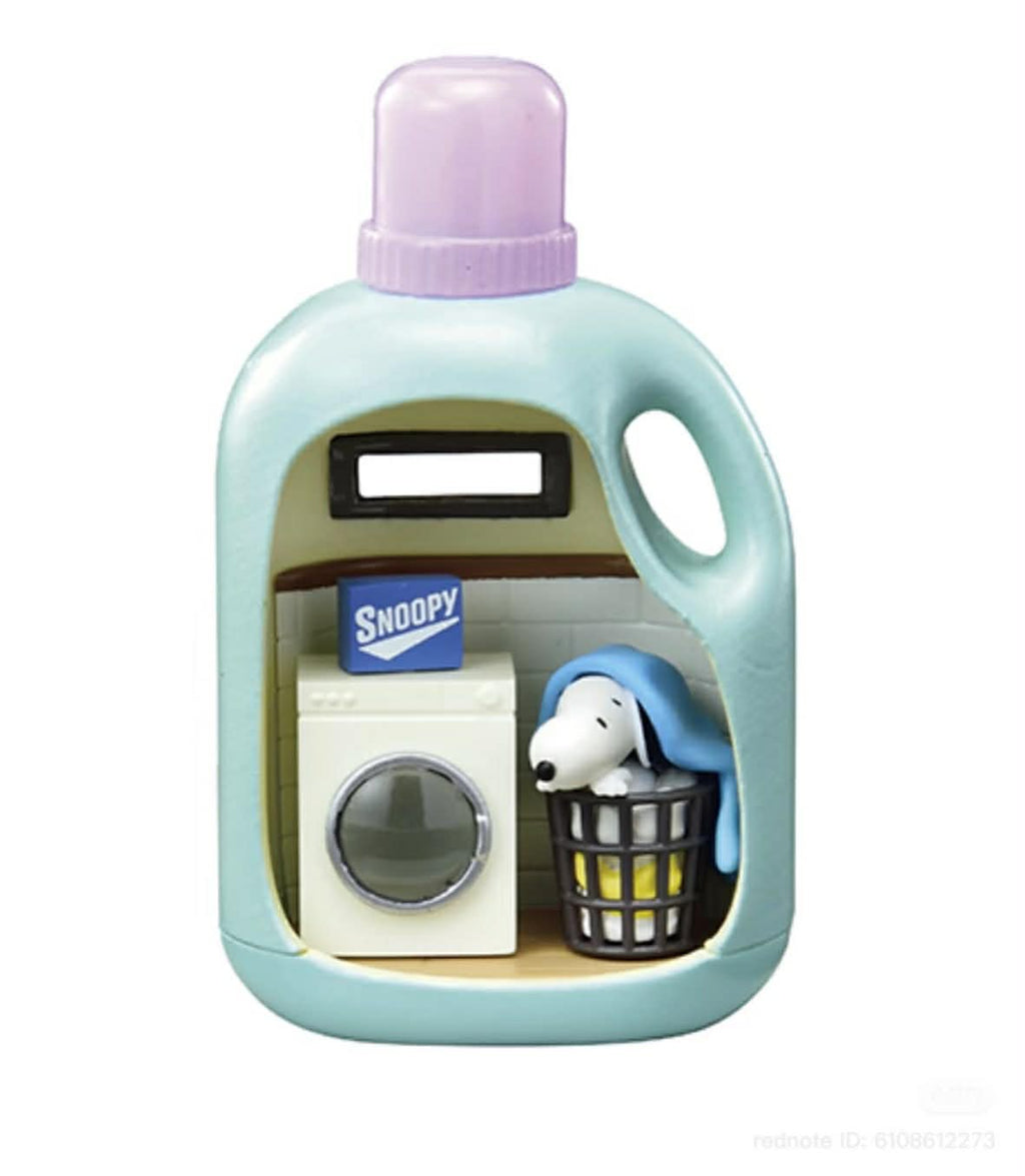 Peanuts Snoopy's Life in a Bottle
