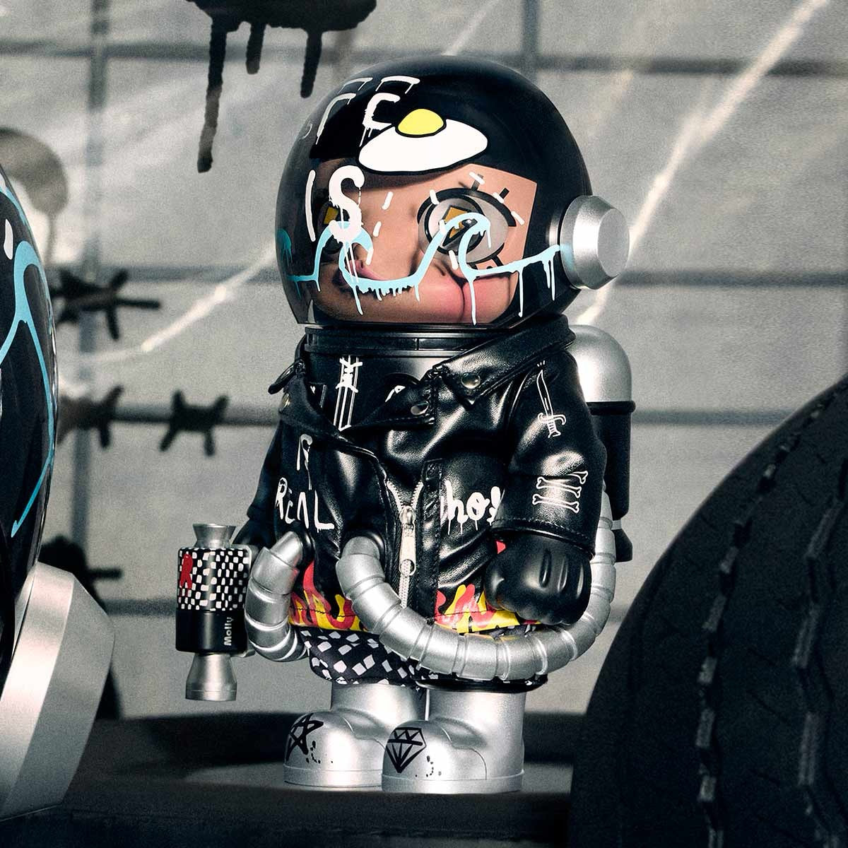 MEGA SPACE MOLLY 400% Trevor Andrew